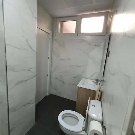 Cv33 Ostatua בית הארחה *